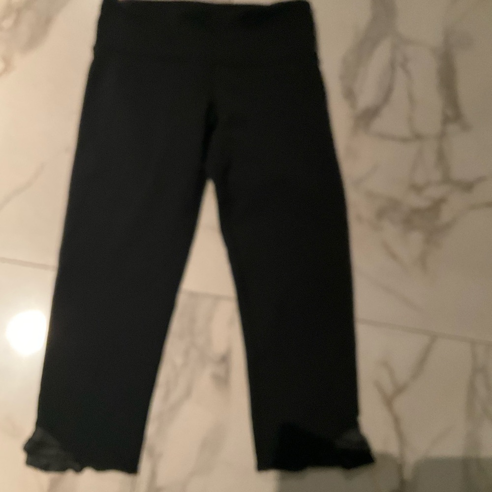 Lululemon athletica pants with ruffles
